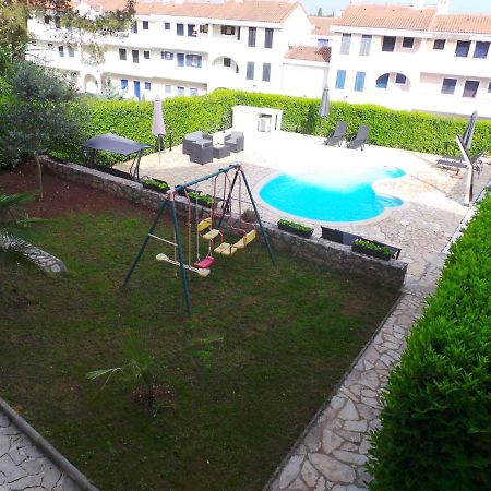 Holiday Home In Malinska/Insel Krk 13031 المظهر الخارجي الصورة