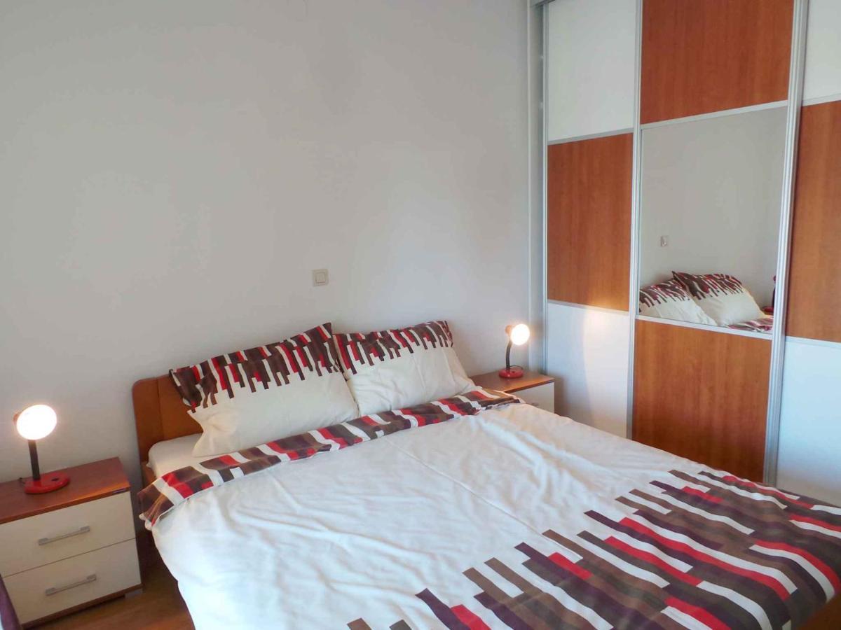 Holiday Home In Malinska/Insel Krk 13031 المظهر الخارجي الصورة