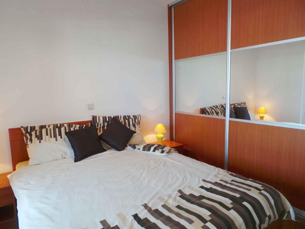 Holiday Home In Malinska/Insel Krk 13031 المظهر الخارجي الصورة