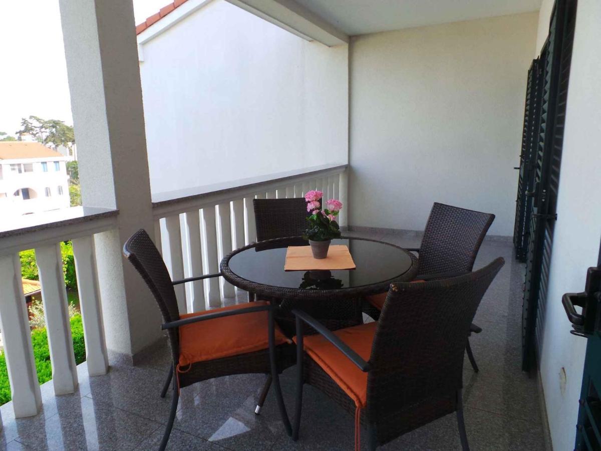 Holiday Home In Malinska/Insel Krk 13031 المظهر الخارجي الصورة