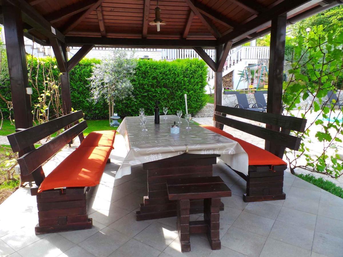Holiday Home In Malinska/Insel Krk 13031 المظهر الخارجي الصورة